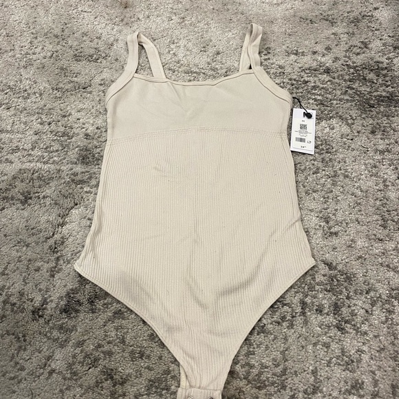 White Bodysuit - Picture 4 of 4